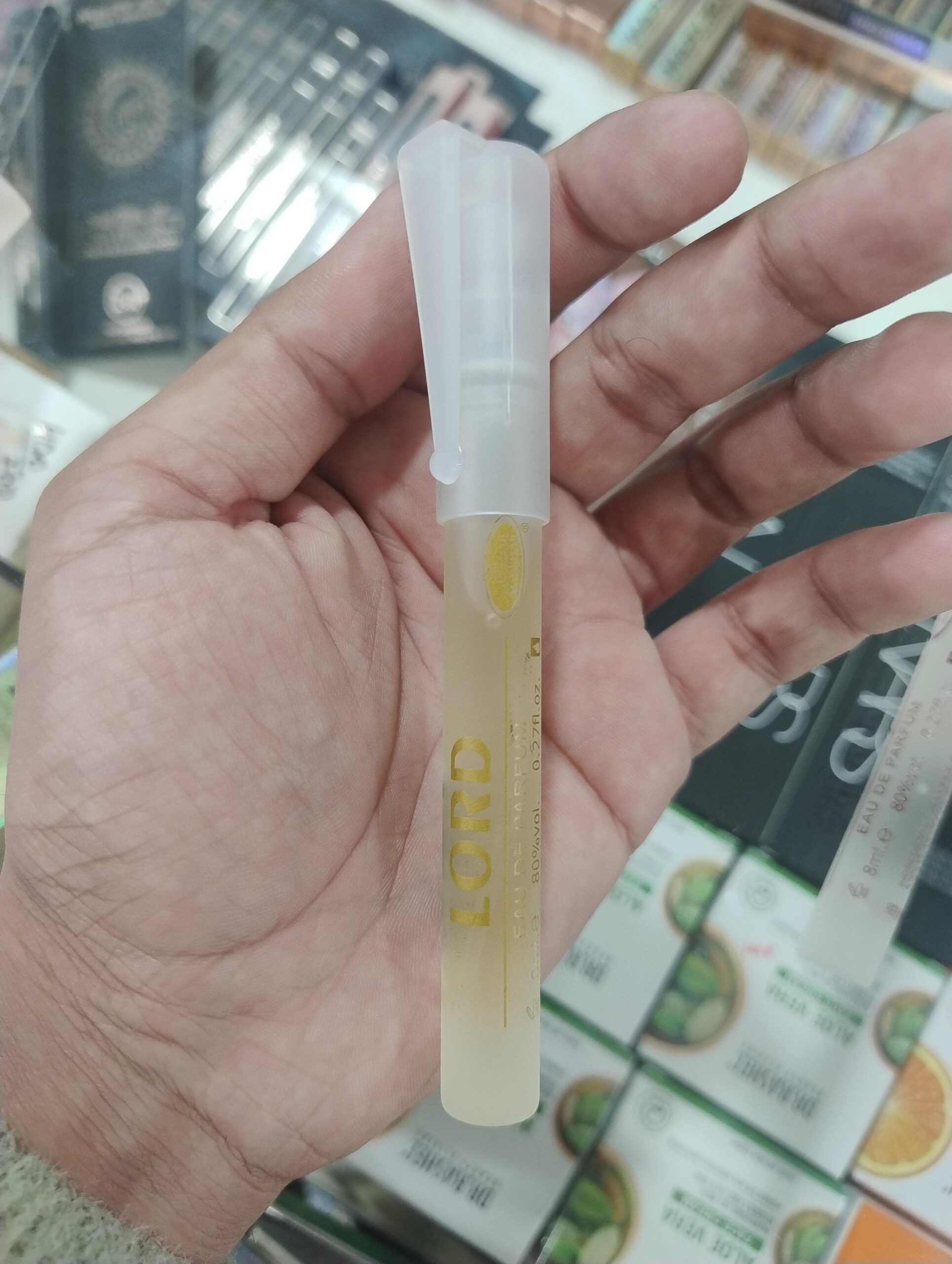 Pocket Pen Eau de Parfum Collection: Lord, Red Rose, Sultan, Sabaya, Windy, and Soft E 8ml - Image 4